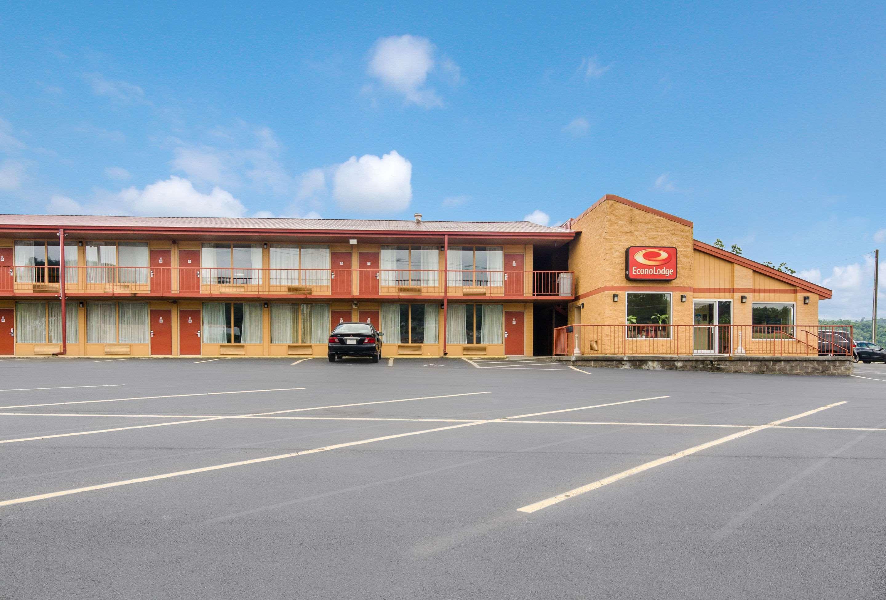 Econo Lodge Marion I-81 מראה חיצוני תמונה