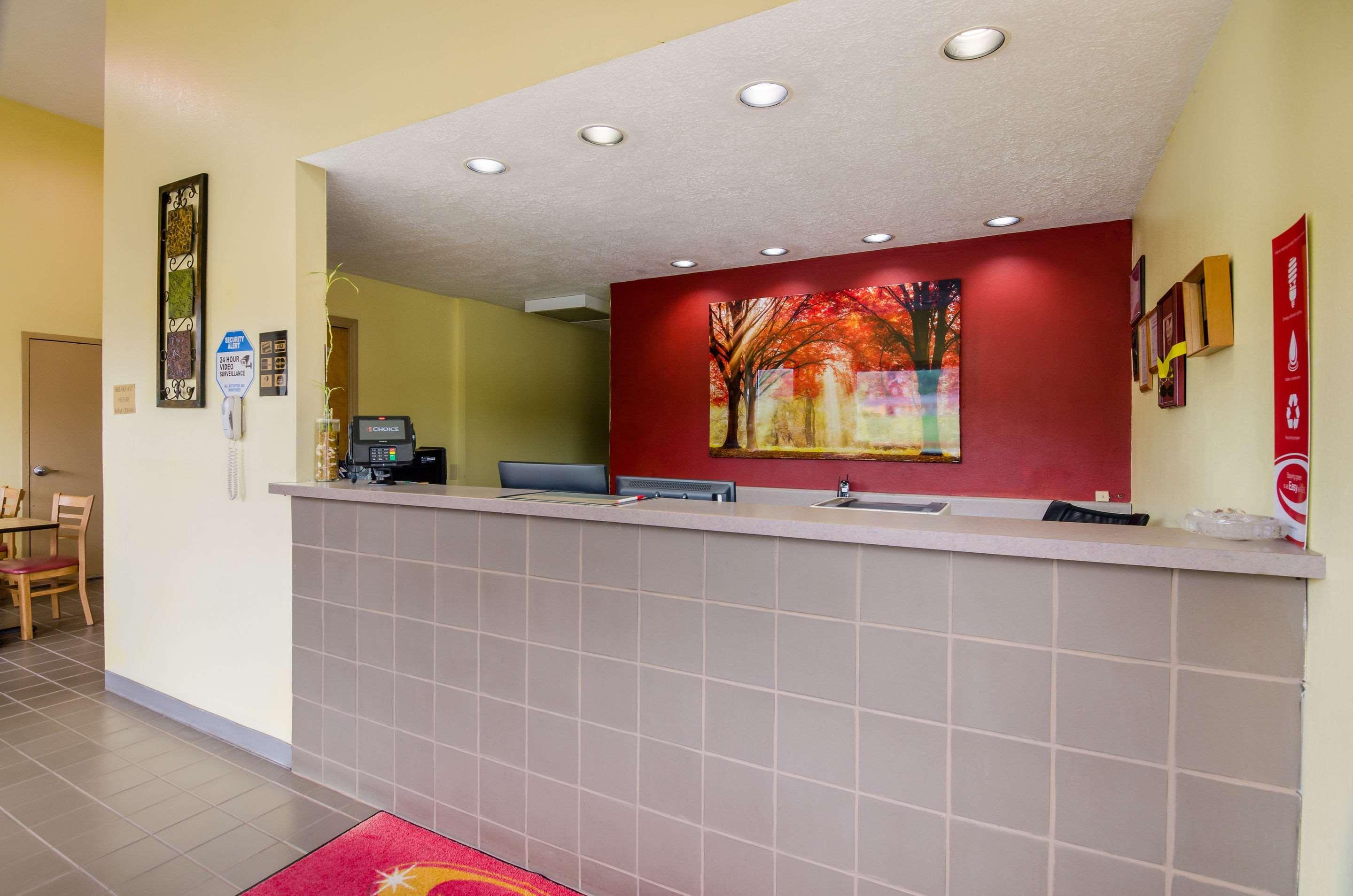 Econo Lodge Marion I-81 מראה חיצוני תמונה