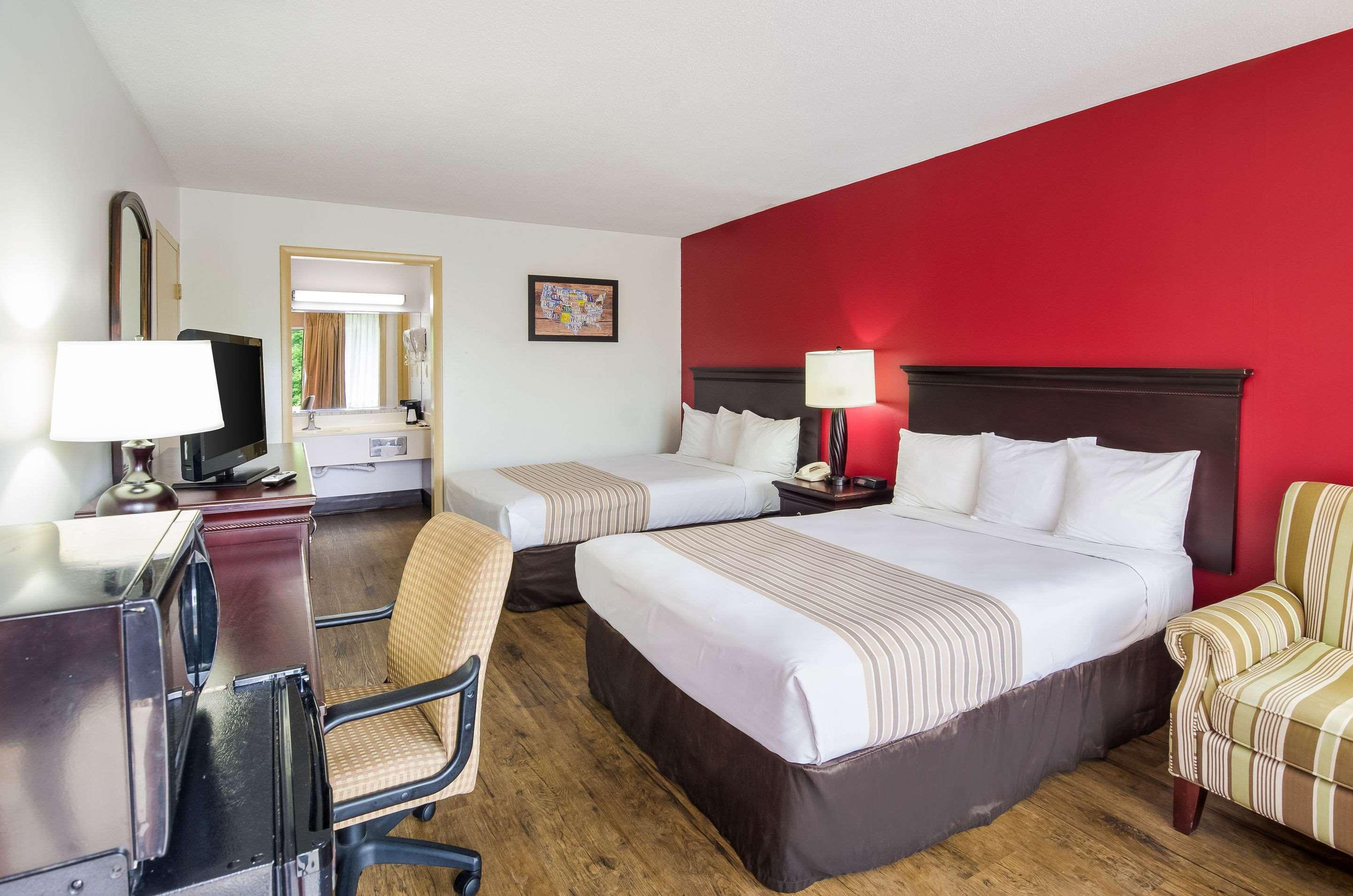 Econo Lodge Marion I-81 מראה חיצוני תמונה