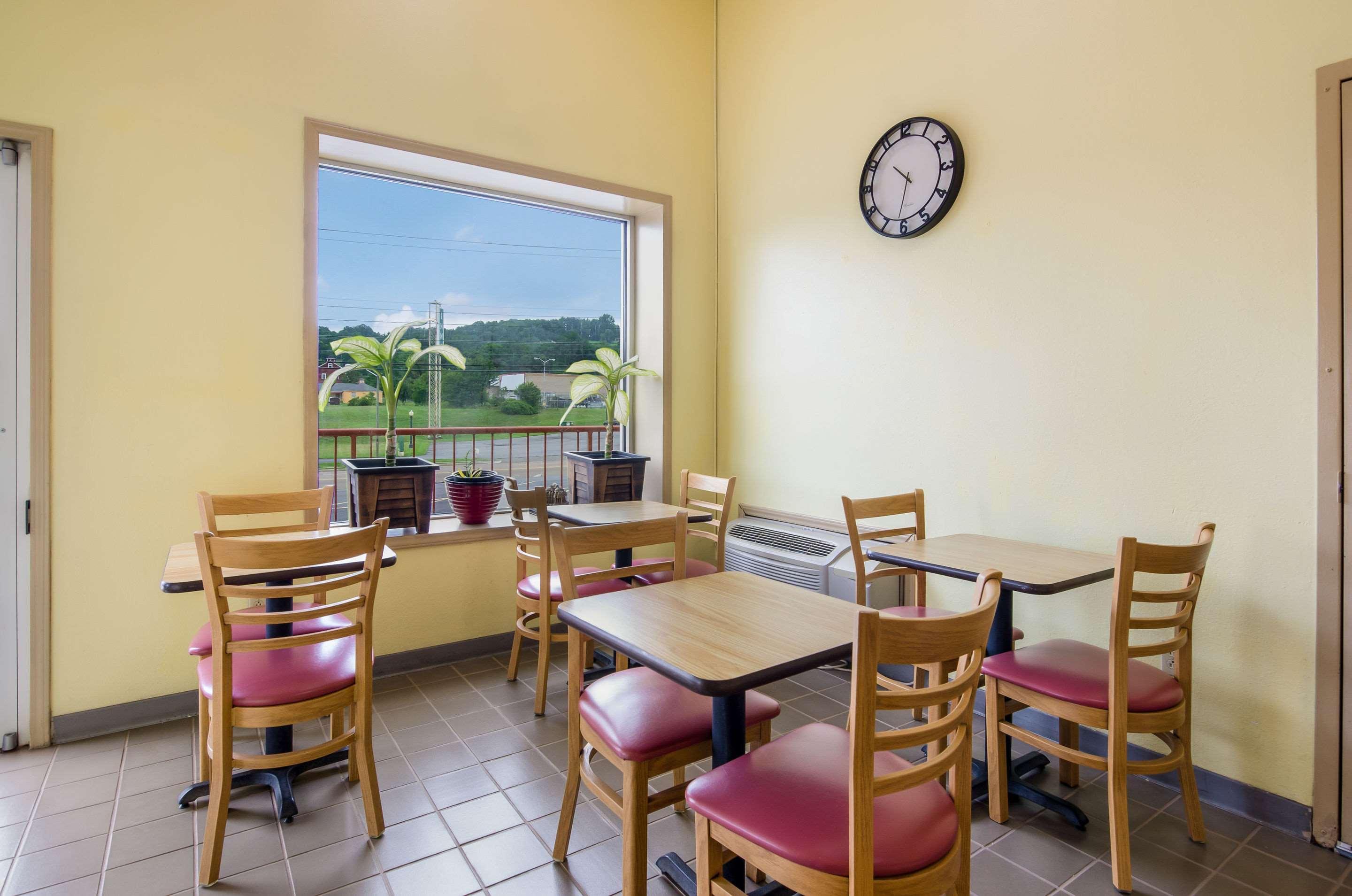 Econo Lodge Marion I-81 מראה חיצוני תמונה