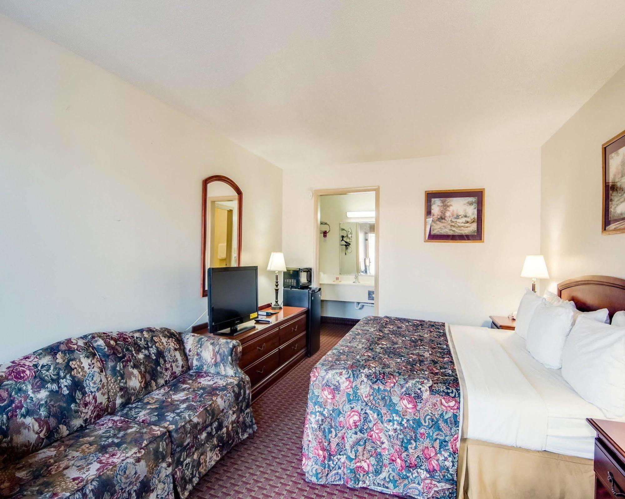 Econo Lodge Marion I-81 מראה חיצוני תמונה