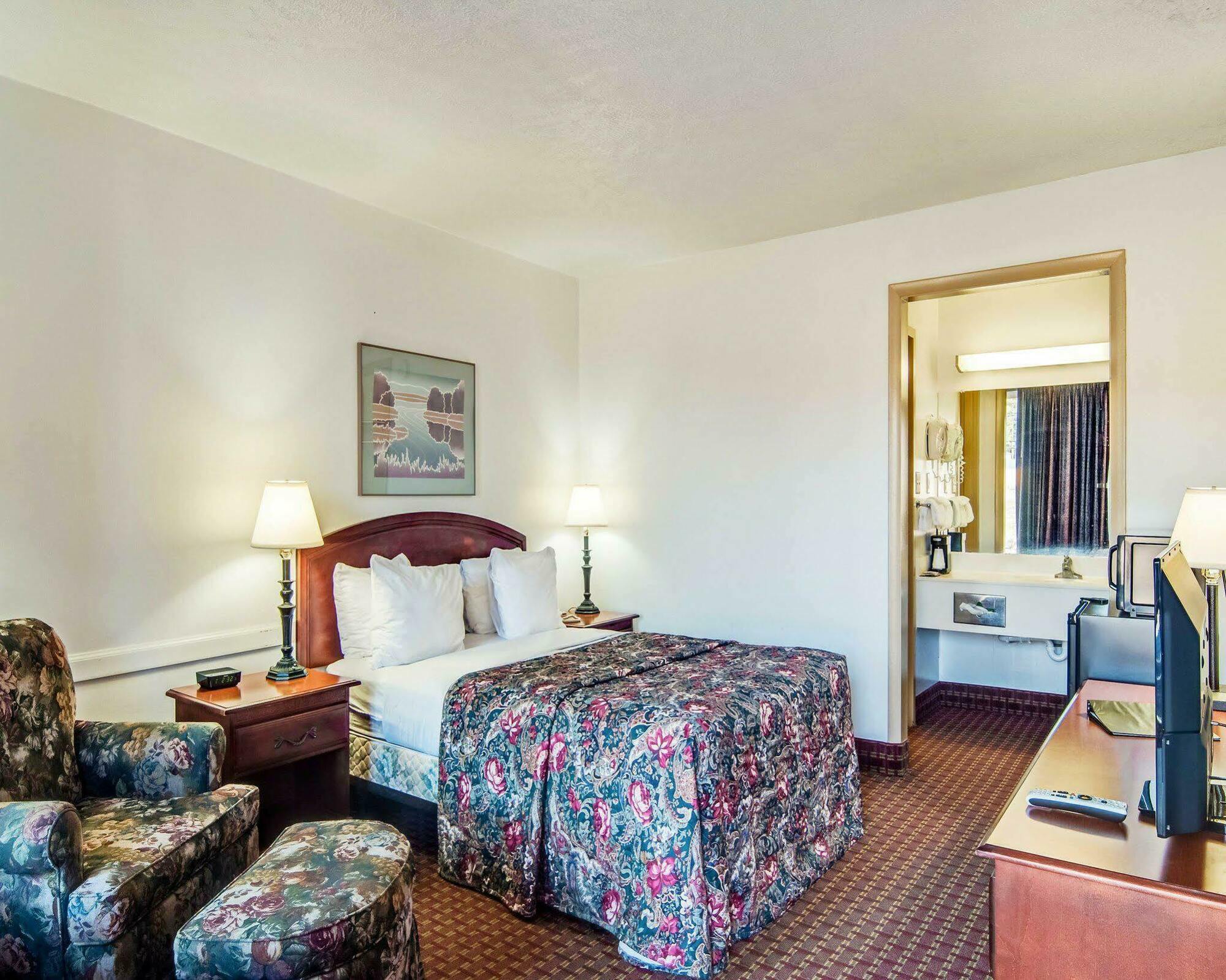 Econo Lodge Marion I-81 מראה חיצוני תמונה