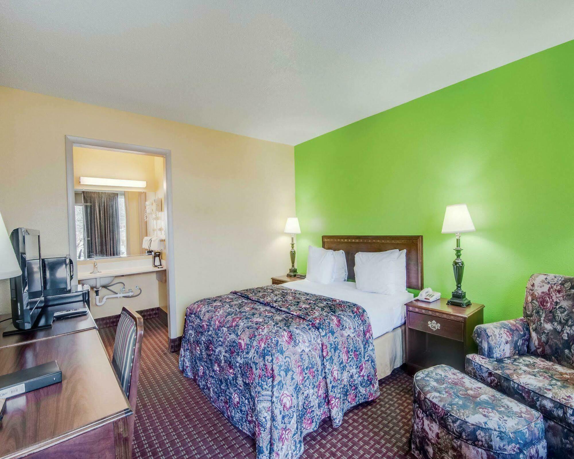 Econo Lodge Marion I-81 מראה חיצוני תמונה